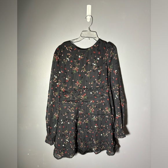 Tularosa Aiden Dress in Black Poppy Floral Women’s Size Large - Picture 2 of 5